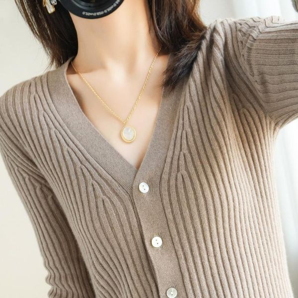 women's knits & tees spring and autumn wear single row v-neck knitted cardigan short jacket for women, White
women's knits & tees spring and autumn wear single row v-neck knitted cardigan short jacket for women, White