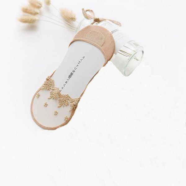 women invisible socks soft cotton high lace heels slippers female breathable boat low short pad, Pink;yellow
women invisible socks soft cotton high lace heels slippers female breathable boat low short pad, Pink;yellow