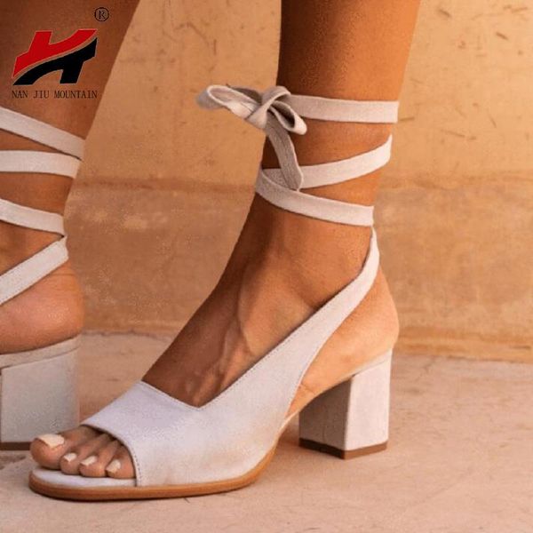 mountain high heel sandals women 2021 fashion bright open toe cross straps roman women's shoes plus size 35-43, Black
mountain high heel sandals women 2021 fashion bright open toe cross straps roman women's shoes plus size 35-43, Black