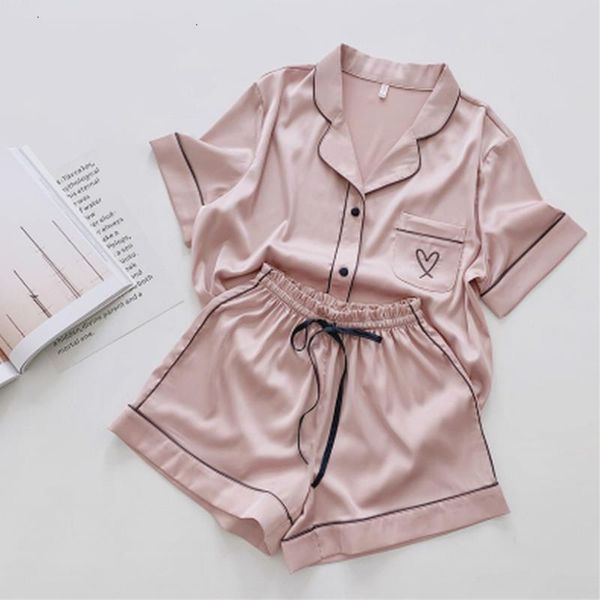 womens sleepwears silk pajamas for women heart embroidered pyjamas pj set home suit satin nightwear robes sleepwear pijama verano mujer, Black;red
womens sleepwears silk pajamas for women heart embroidered pyjamas pj set home suit satin nightwear robes sleepwear pijama verano mujer, Black;red
