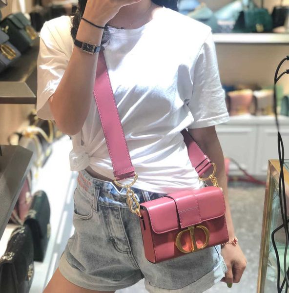 designer handbag 2021 louisbags_18 saddle bag felicie marmont onthego mini backpack purse dingdanduoduo888 marc snapsbags of is lain bo oxfo
designer handbag 2021 louisbags_18 saddle bag felicie marmont onthego mini backpack purse dingdanduoduo888 marc snapsbags of is lain bo oxfo