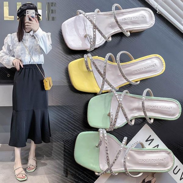 female shoes ladies' slippers glitter slides low fashion med rubber flip flops square heel 2021 jelly luxury summer hawaiian, Black
female shoes ladies' slippers glitter slides low fashion med rubber flip flops square heel 2021 jelly luxury summer hawaiian, Black