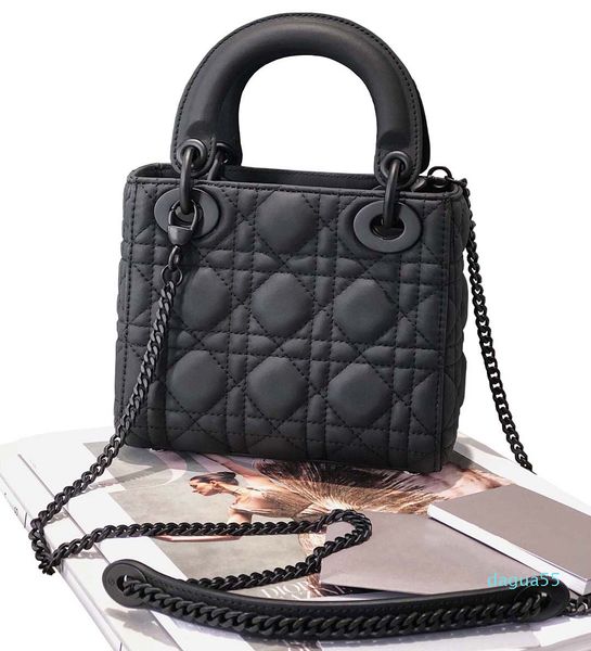 2021 fashion lady handbag luxury designer shoulder bag messenger bags women's handbags with silk scarf multicolor optional
2021 fashion lady handbag luxury designer shoulder bag messenger bags women's handbags with silk scarf multicolor optional