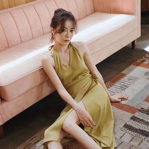 casual dresses temperament irregular neck acetic acid satin dress women's summer 2021 retro style, Black;gray
casual dresses temperament irregular neck acetic acid satin dress women's summer 2021 retro style, Black;gray