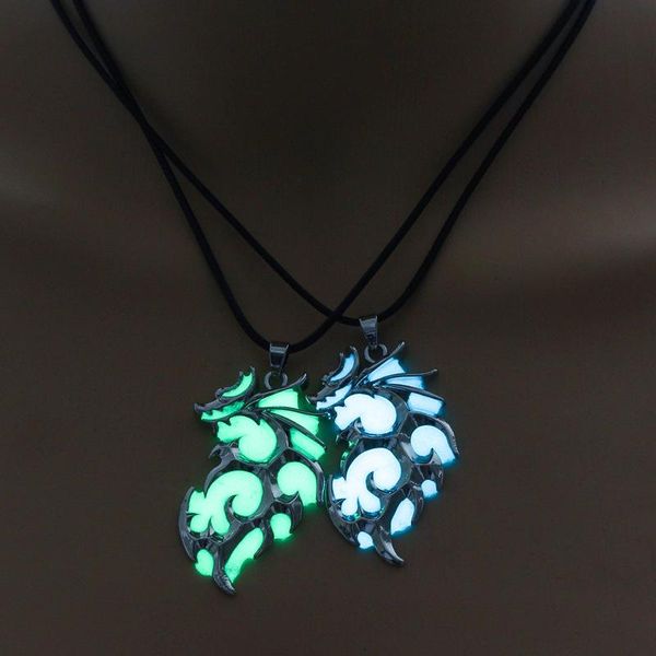 pendant necklaces retro flying dragon luminous men necklace glow in the dark fashion halloween girls jewelry gift, Silver
pendant necklaces retro flying dragon luminous men necklace glow in the dark fashion halloween girls jewelry gift, Silver