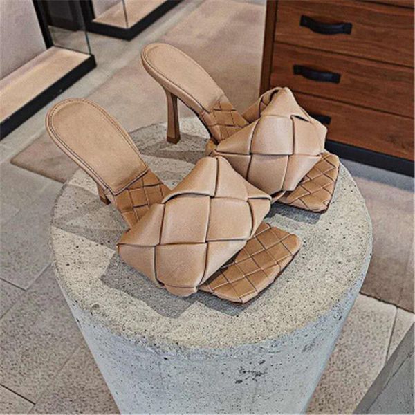 square toe woven sandals, high heels for women outside summer shoes with peep-toe thin slippers, Black
square toe woven sandals, high heels for women outside summer shoes with peep-toe thin slippers, Black
