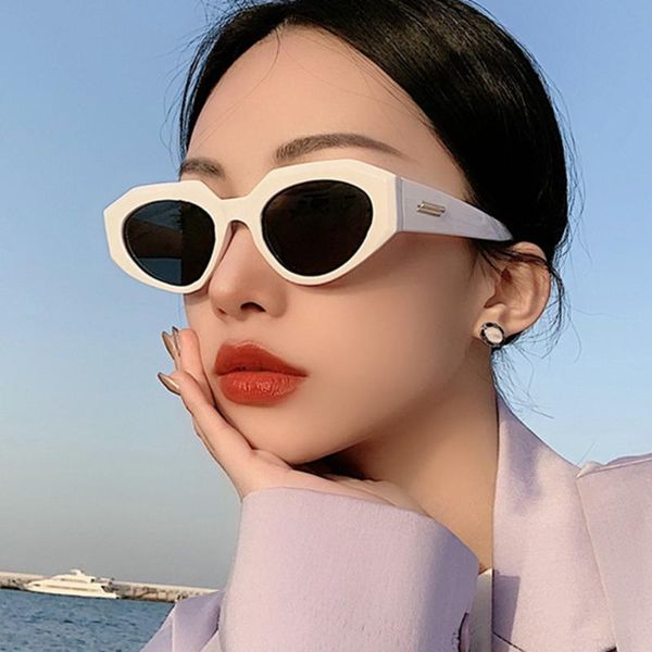 sunglasses vintage irregular punk women 2021 fashion cateye sun glasses men retro steampunk cat eye shades, White;black
sunglasses vintage irregular punk women 2021 fashion cateye sun glasses men retro steampunk cat eye shades, White;black