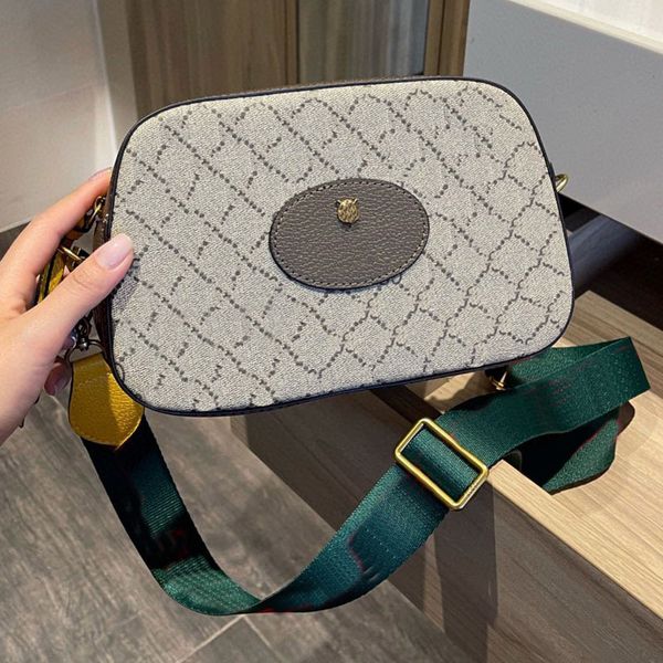 retro crossbody bag classic shoulder messenger bags red green ribbon zipper closure tiger head lable floral lining canvas leather
retro crossbody bag classic shoulder messenger bags red green ribbon zipper closure tiger head lable floral lining canvas leather