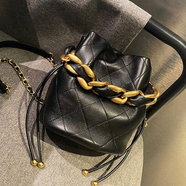 evening bags vintage sheepskin bucket women shoulder bag diamond pattern chain handbag genuine leather crossbody for 2021
evening bags vintage sheepskin bucket women shoulder bag diamond pattern chain handbag genuine leather crossbody for 2021