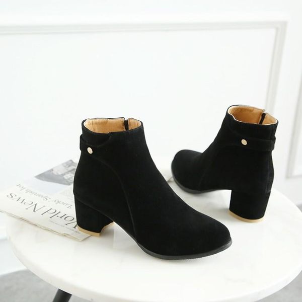 boots big size 9 10 11-15 women shoes ankle for ladies woman winter side zipper with willow button, Black
boots big size 9 10 11-15 women shoes ankle for ladies woman winter side zipper with willow button, Black