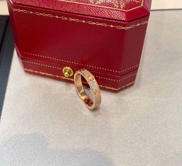 v gold material luxury quality punk band ring with diamond for women and man engagement jewelry gift in two colors plated ps4196, Golden;silver
v gold material luxury quality punk band ring with diamond for women and man engagement jewelry gift in two colors plated ps4196, Golden;silver