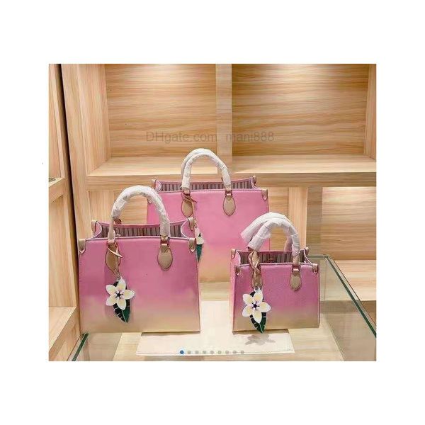2021 fashion tote bag luxury designer onthe alphanumeric pool print gradient ocean beach shopping bags men and women collision
2021 fashion tote bag luxury designer onthe alphanumeric pool print gradient ocean beach shopping bags men and women collision