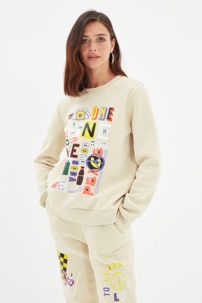women's hoodies & sweatshirts trendyol printed basic knitted sweatshirt twoaw22sw1530, Black
women's hoodies & sweatshirts trendyol printed basic knitted sweatshirt twoaw22sw1530, Black