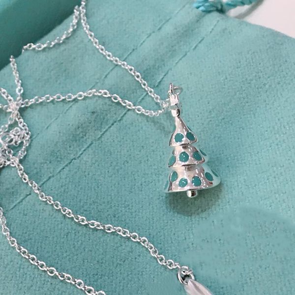 chains 2021 high-quality tif 1:1 blue epoxy christmas tree necklace luxury jewelry fashion brand couple women gift, Silver
chains 2021 high-quality tif 1:1 blue epoxy christmas tree necklace luxury jewelry fashion brand couple women gift, Silver