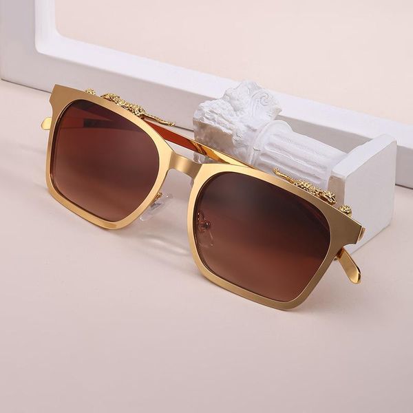 sunglasses 2021 women's fashion wide edge hd lens leopard head brand glasses, White;black
sunglasses 2021 women's fashion wide edge hd lens leopard head brand glasses, White;black