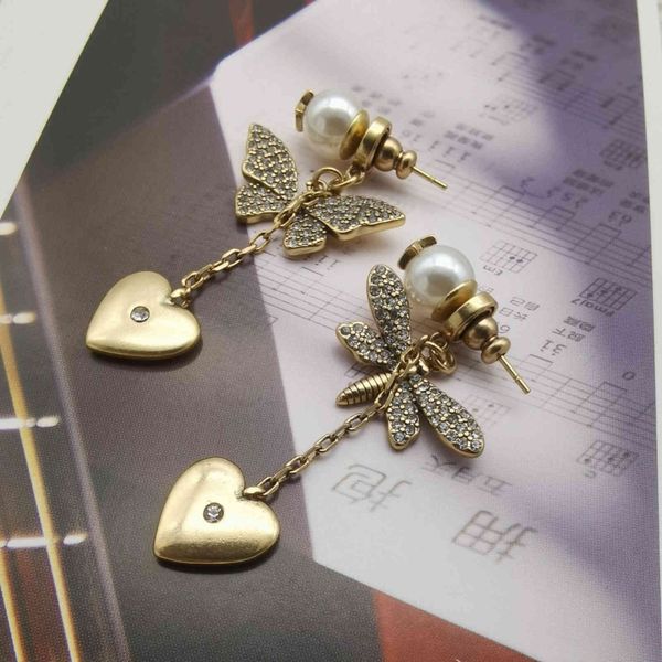 design jewelry new classic butterfly dragonfly old brass full diamond temperament tassel love earrings female, Silver
design jewelry new classic butterfly dragonfly old brass full diamond temperament tassel love earrings female, Silver