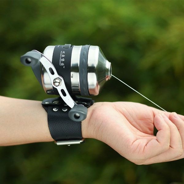 stainless steel slings fishing wheel 3.3:1 closed shooting reel with wristband outdoor gear accessory baitcasting reels
stainless steel slings fishing wheel 3.3:1 closed shooting reel with wristband outdoor gear accessory baitcasting reels