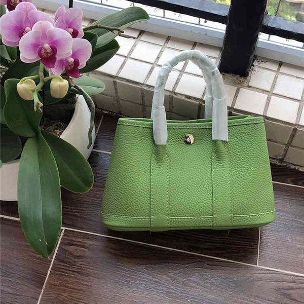 designers hand herme fashion women's garden bag canvas shoulder belt portable single shoulder messenger bag cow leather bag handbag wan
designers hand herme fashion women's garden bag canvas shoulder belt portable single shoulder messenger bag cow leather bag handbag wan