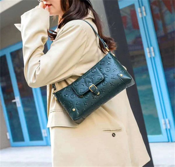 bags Designers Handbag Luxuryshandbags High Quality Ladies Chain Soulder Patent Leather Diamond Luxurys Evening Cross bodyBag ,wqnalckjnzxljkcn, Sky blue
bags Designers Handbag Luxuryshandbags High Quality Ladies Chain Soulder Patent Leather Diamond Luxurys Evening Cross bodyBag ,wqnalckjnzxljkcn, Sky blue