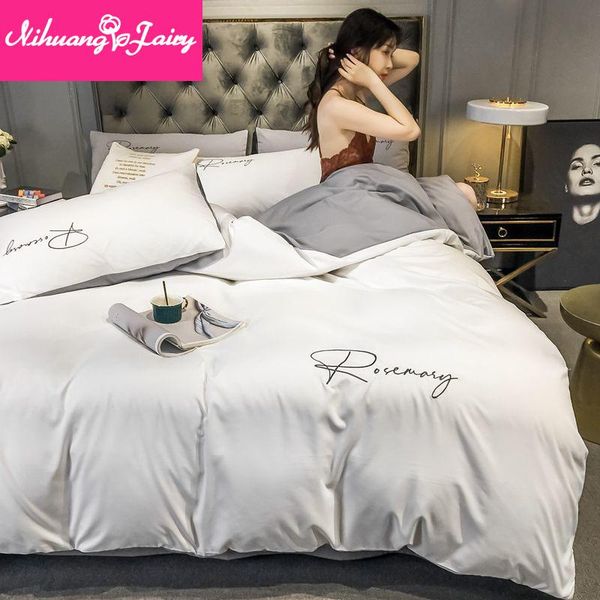 bedding sets four-piece quilt cover simple nordic style bed sheet three-piece dormitory single and double supplies
bedding sets four-piece quilt cover simple nordic style bed sheet three-piece dormitory single and double supplies