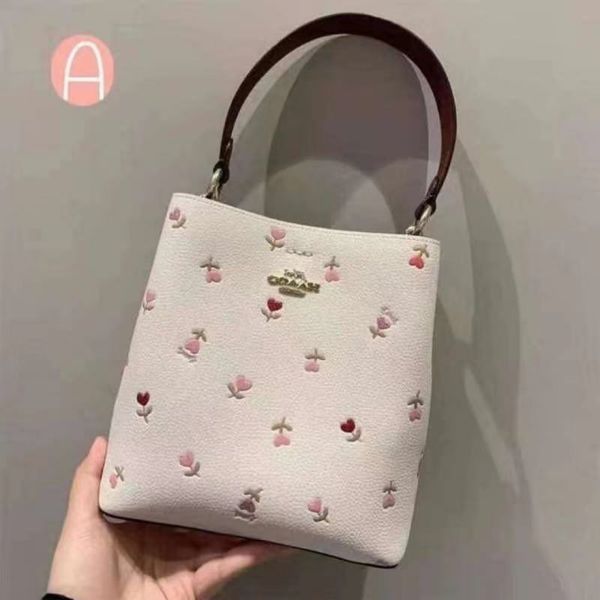 70% off c family women's new wildflower dandelion love bucket printed one shoulder cross carrying carriage stray bag yisx
70% off c family women's new wildflower dandelion love bucket printed one shoulder cross carrying carriage stray bag yisx