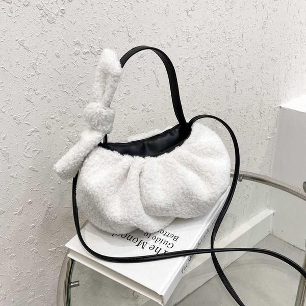shoulder bags axukes ladies sacks 2021-winter skin from the fake messenger all-match fashion bag stuffed occasional fur
shoulder bags axukes ladies sacks 2021-winter skin from the fake messenger all-match fashion bag stuffed occasional fur