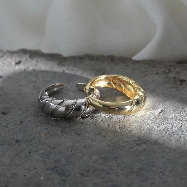 cluster rings silvology 925 sterling silver twist texture for women japan korea friendship personalized lady fashion 2021 jewelry, Golden;silver
cluster rings silvology 925 sterling silver twist texture for women japan korea friendship personalized lady fashion 2021 jewelry, Golden;silver