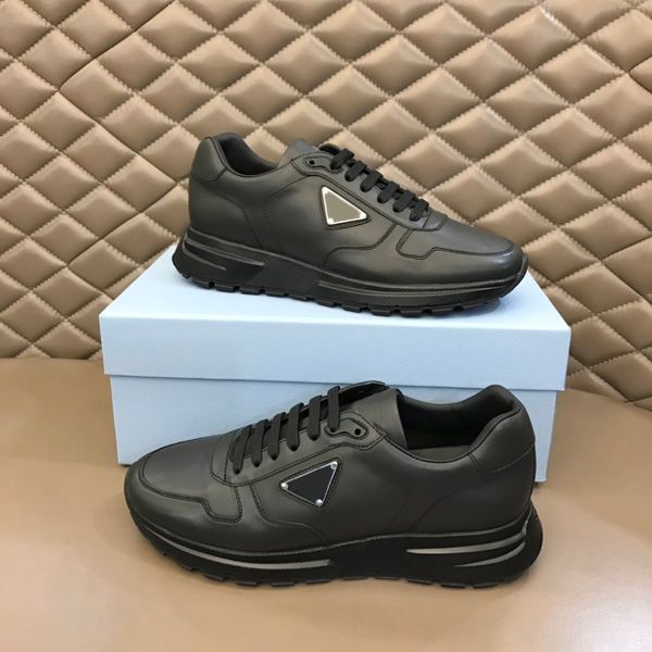 2021designer shoes for men women fashion spike sneakers triple black white red suede leather mens trainer flat bottoms luxury shoe a16
2021designer shoes for men women fashion spike sneakers triple black white red suede leather mens trainer flat bottoms luxury shoe a16
