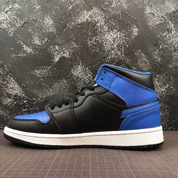 1 i mid basketball shoes mens jumpman 1s royal blue black sports sneakers ship with size
1 i mid basketball shoes mens jumpman 1s royal blue black sports sneakers ship with size