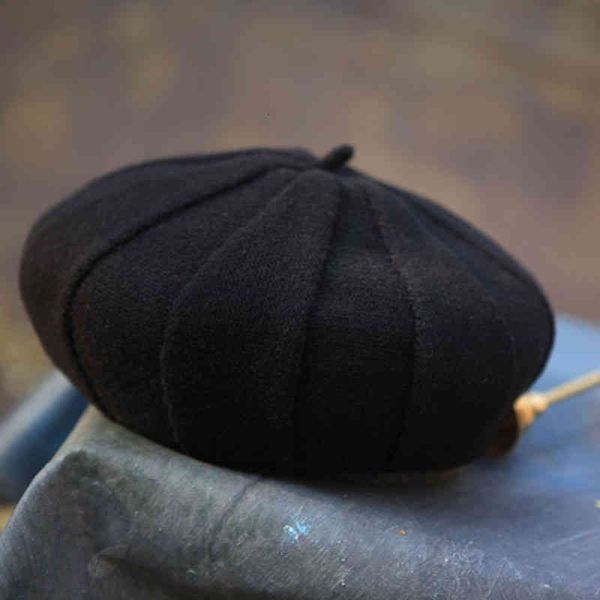 maxsiti u wool blended soild women beret black female sweet retro artists hat autumn and winter warm cap girl pumpkin, Blue;gray
maxsiti u wool blended soild women beret black female sweet retro artists hat autumn and winter warm cap girl pumpkin, Blue;gray