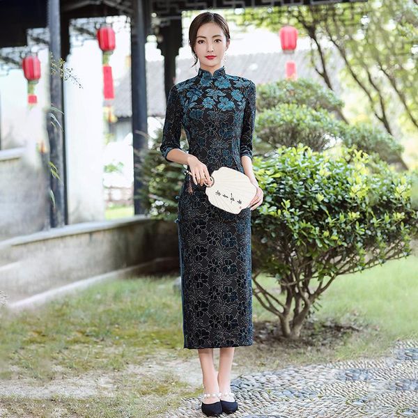 ethnic clothing high split qipao women mandarin collar party dress gown flower plus size chinese style cheongsam vintage button velvet vesti, Red
ethnic clothing high split qipao women mandarin collar party dress gown flower plus size chinese style cheongsam vintage button velvet vesti, Red