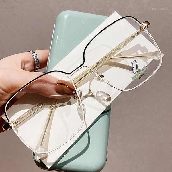 women's blue light glasses 2021 trends fashion big box square computer eyeglasses vintage men metal spectacle frames decorative sunglas, White;black
women's blue light glasses 2021 trends fashion big box square computer eyeglasses vintage men metal spectacle frames decorative sunglas, White;black