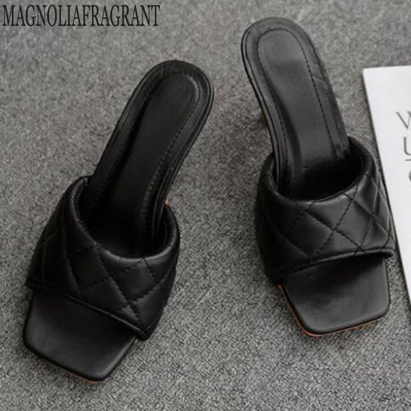 slippers summer beach flip flops women's sandals handmade flowers casual clip flat outside wearing shoes c587, Black
slippers summer beach flip flops women's sandals handmade flowers casual clip flat outside wearing shoes c587, Black