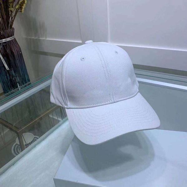 fashion letter embroidery sports baseball cap female designer men and women casual couple black and white hip-hop tide brand outdoor golf ad, Blue;gray
fashion letter embroidery sports baseball cap female designer men and women casual couple black and white hip-hop tide brand outdoor golf ad, Blue;gray