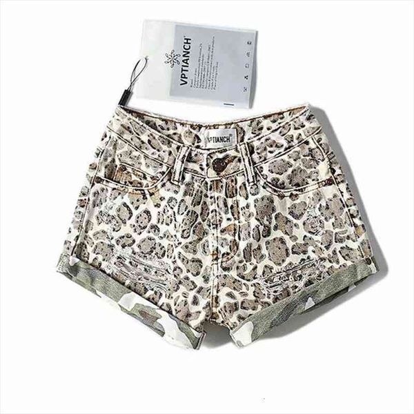 leopard print denim pocket hole womens short high waist jeans streetwear summer fashion loose wide leg pants, White;black
leopard print denim pocket hole womens short high waist jeans streetwear summer fashion loose wide leg pants, White;black