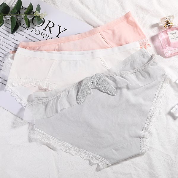 girl middle waist lovely sweet little wings lace edge pure cotton color breathable women's underwear, Black;white
girl middle waist lovely sweet little wings lace edge pure cotton color breathable women's underwear, Black;white