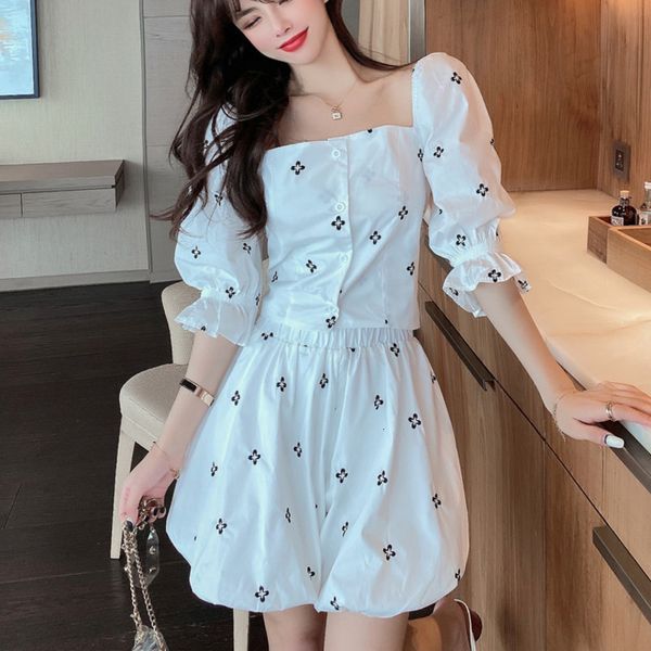 women's jumpsuits & rompers summer french two piece set women square neck sleeve short shirt + shorts suits korean sweet crop top, Black;white
women's jumpsuits & rompers summer french two piece set women square neck sleeve short shirt + shorts suits korean sweet crop top, Black;white