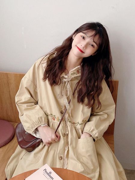 women's trench coats autumn style forest girl flower embroidery mid-length windbreaker lace hooded small fresh coat, Tan;black
women's trench coats autumn style forest girl flower embroidery mid-length windbreaker lace hooded small fresh coat, Tan;black
