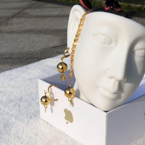 necklace original take pgraph 9 k yellow fine g/f gold circular hang love hearts filigree matching earring pendant set, Silver
necklace original take pgraph 9 k yellow fine g/f gold circular hang love hearts filigree matching earring pendant set, Silver