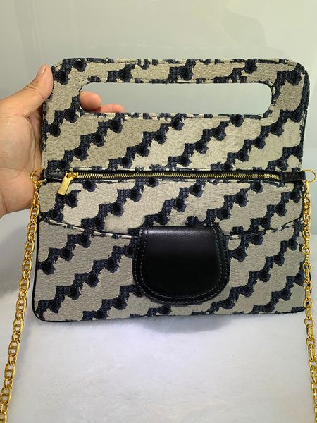 paris women's shoulder bags blue oblique jacquard wallet chain print crossbody saddle bag metal logo size 19cm mini clutch
paris women's shoulder bags blue oblique jacquard wallet chain print crossbody saddle bag metal logo size 19cm mini clutch