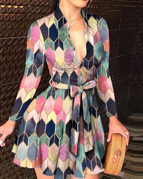 spring autumn women's colorblock mini dress new femme button design turn-down collar long sleeve casual shirt dress 210415, Black;gray
spring autumn women's colorblock mini dress new femme button design turn-down collar long sleeve casual shirt dress 210415, Black;gray