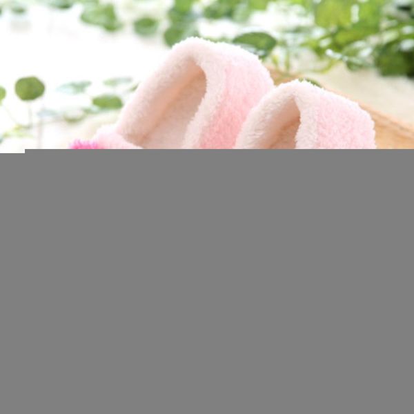 lovely ladies home floor soft women indoor slippers outsole cotton-padded shoes female cashmere warm casual, Black
lovely ladies home floor soft women indoor slippers outsole cotton-padded shoes female cashmere warm casual, Black