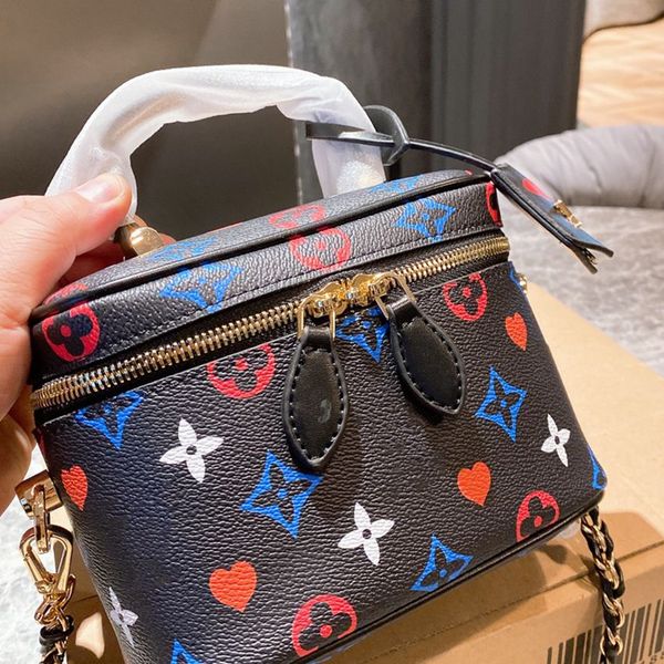 luxury designer handbags cosmetic bag large bags famous classic women ladies handbag capacity shoulder tote day clutch wallet fashion 23
luxury designer handbags cosmetic bag large bags famous classic women ladies handbag capacity shoulder tote day clutch wallet fashion 23