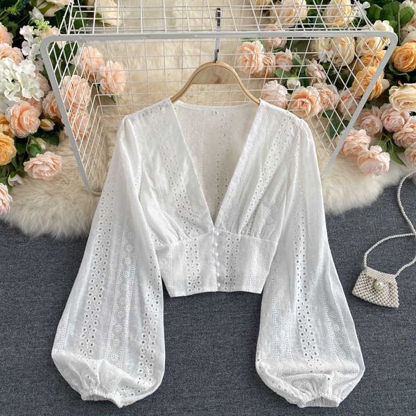 hollow out women's blouse elegant deep v-neck slim short shirts female puff long sleeve white autumn blusas 210721
hollow out women's blouse elegant deep v-neck slim short shirts female puff long sleeve white autumn blusas 210721