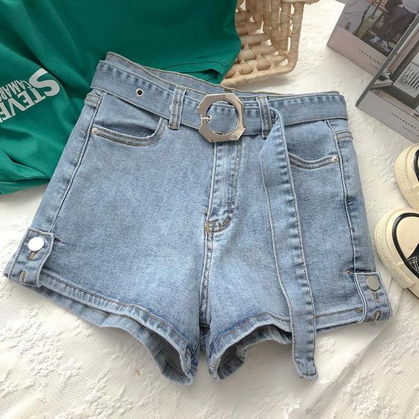 women's shorts 2021 demin women high waist button wigh leg jeans casual female loose fit soild summer, White;black
women's shorts 2021 demin women high waist button wigh leg jeans casual female loose fit soild summer, White;black