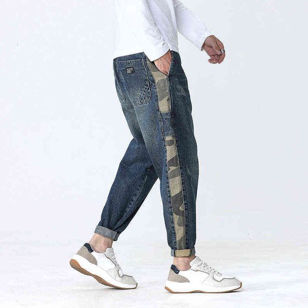 men's jeans 2021 autumn winter harlan men's two-color with camouflage contrast color splicing straight tube denim pants, Blue
men's jeans 2021 autumn winter harlan men's two-color with camouflage contrast color splicing straight tube denim pants, Blue