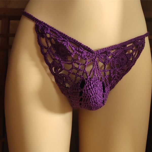 men's underpants 2021 and wo hand crocheted suathing thong, Black;white
men's underpants 2021 and wo hand crocheted suathing thong, Black;white