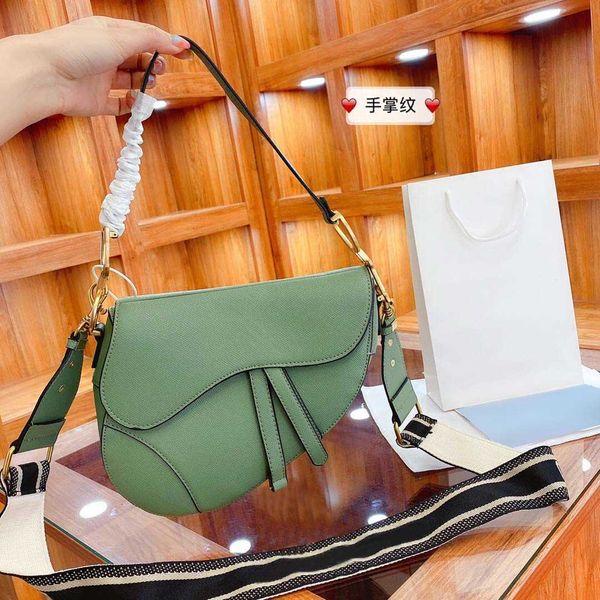 women luxurys designers bags 2021 brand handbags advanced sense of broadband joker ins small size purse tide web celebri louisbags251e
women luxurys designers bags 2021 brand handbags advanced sense of broadband joker ins small size purse tide web celebri louisbags251e