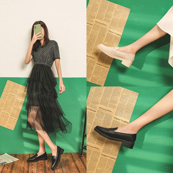 spring and autumn new retro style dress shoes, designer uses simple atmospheric collocation, rubber outsole is casual comfortable, size 34 t, Black
spring and autumn new retro style dress shoes, designer uses simple atmospheric collocation, rubber outsole is casual comfortable, size 34 t, Black