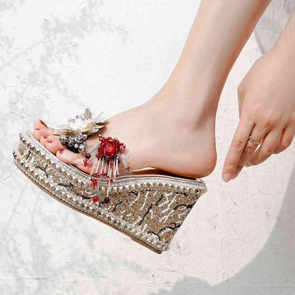 with box glitter rhinestone beaded flower slipper platform wee sandles designer shoes slippers size 34 to 40, Black
with box glitter rhinestone beaded flower slipper platform wee sandles designer shoes slippers size 34 to 40, Black